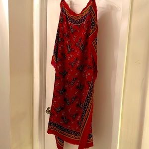 Made in Italy beautiful scarf with paisleys